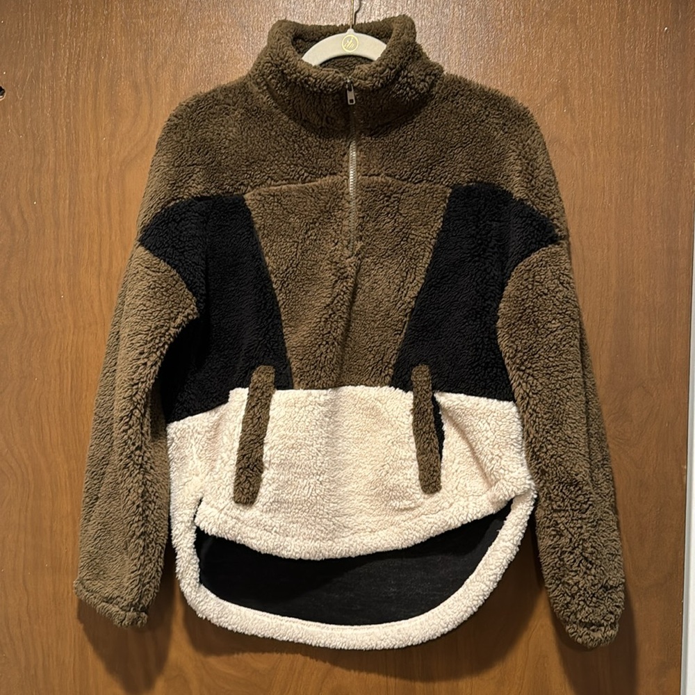 Sage collective size XS shepra sweatshirt
